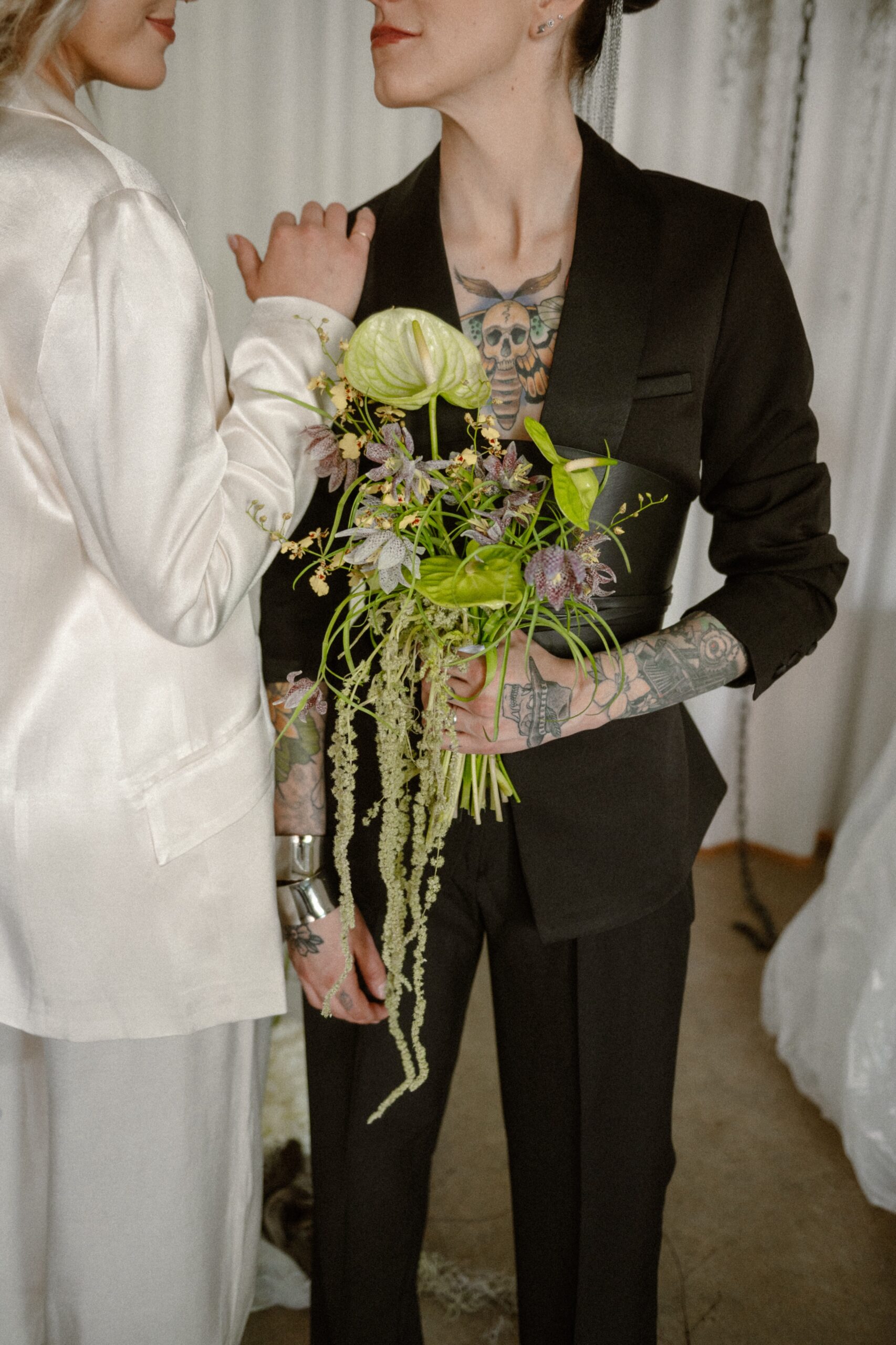 Romantic editorial wedding shoot that took place in Albuquerque, New Mexico. Editorial photos by Ashley Joyce.