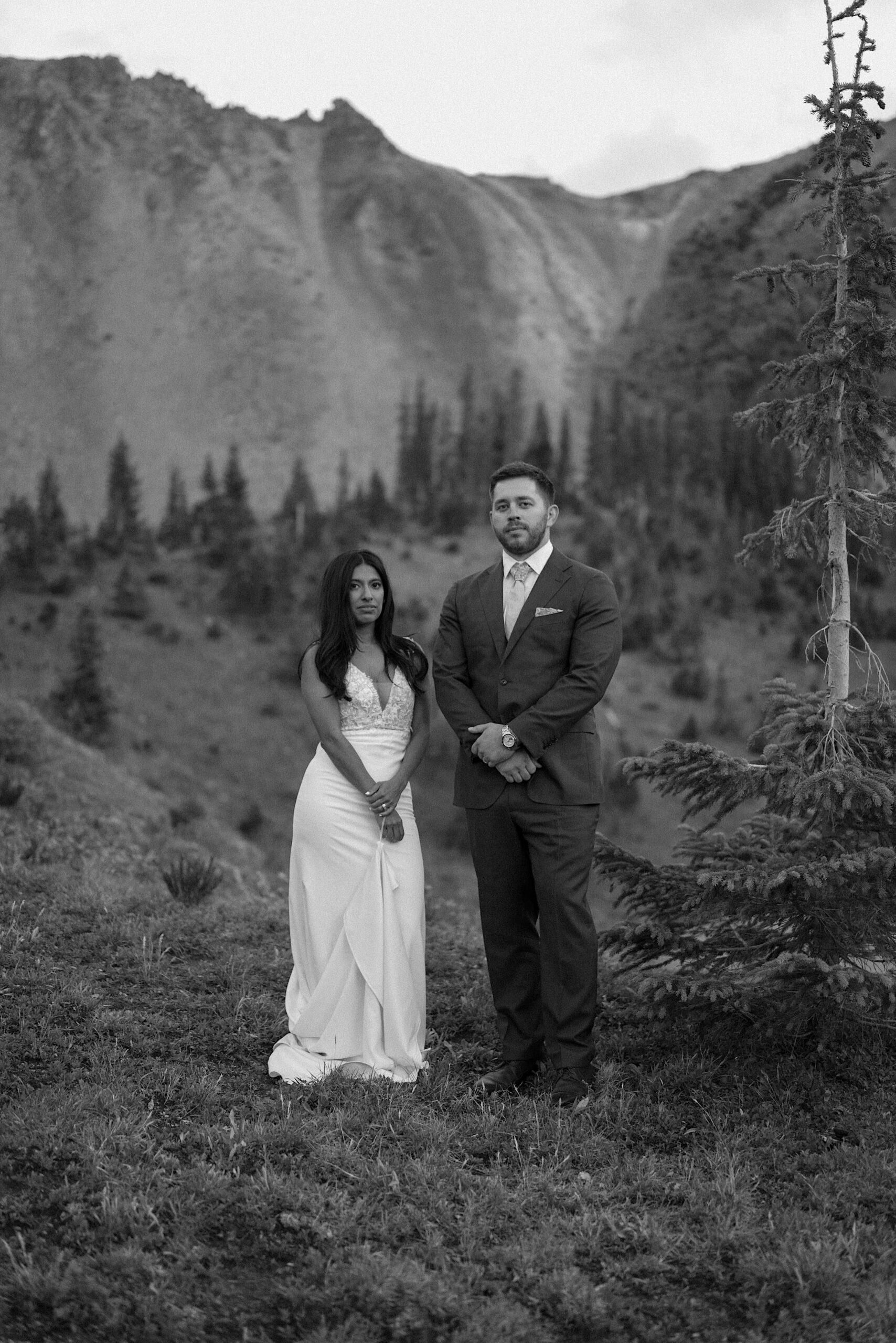 Monia & Kyle held a romantic and intimate Ouray elopement with their two dogs on a sunny autumn day. Photos by Colorado wedding photographer, Ashley Joyce.