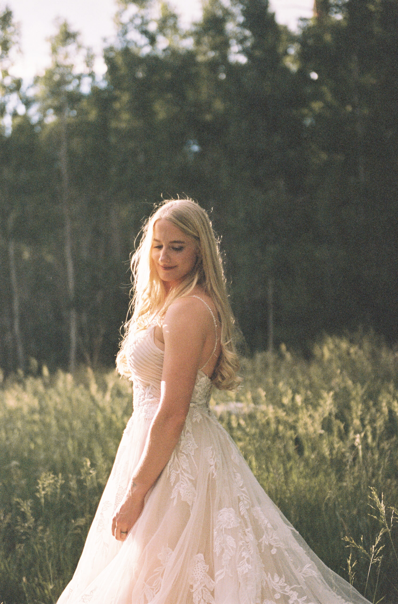 35mm film wedding photos by Telluride weeding photographer Ashley Joyce Photography