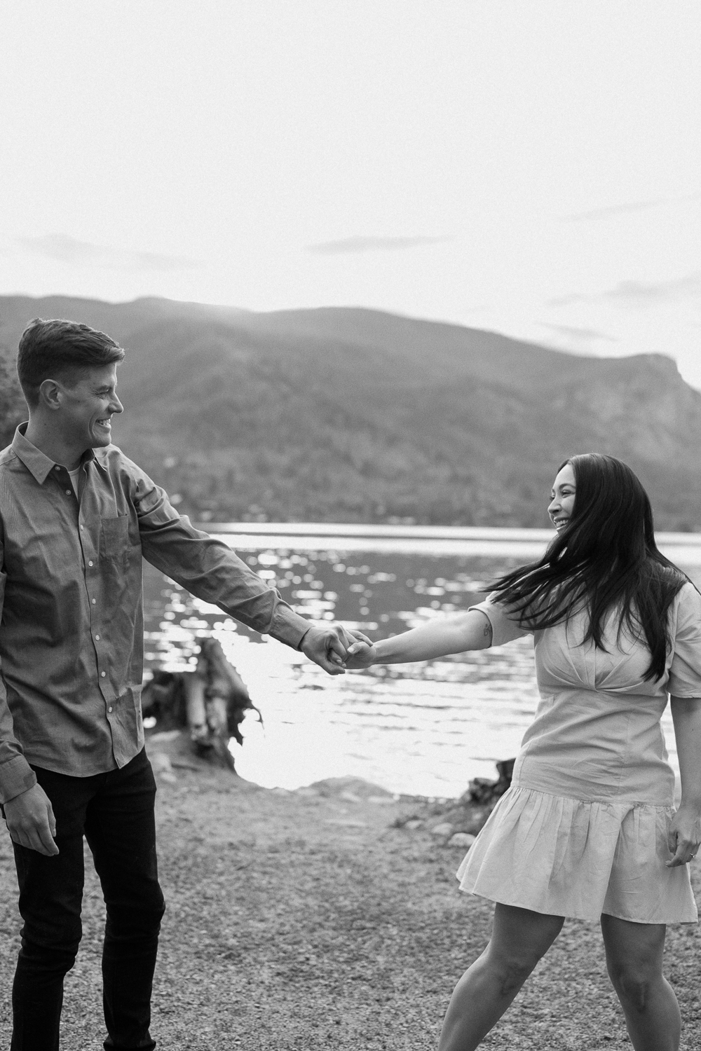 A fall engagement session at Rocky Mountain National Park by Durango and Telluride wedding photographer Ashley Joyce