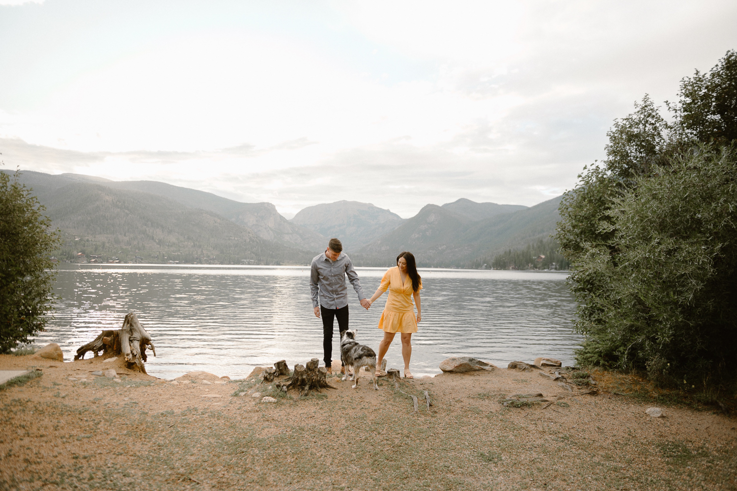 A fall engagement session at Rocky Mountain National Park by Durango and Telluride wedding photographer Ashley Joyce