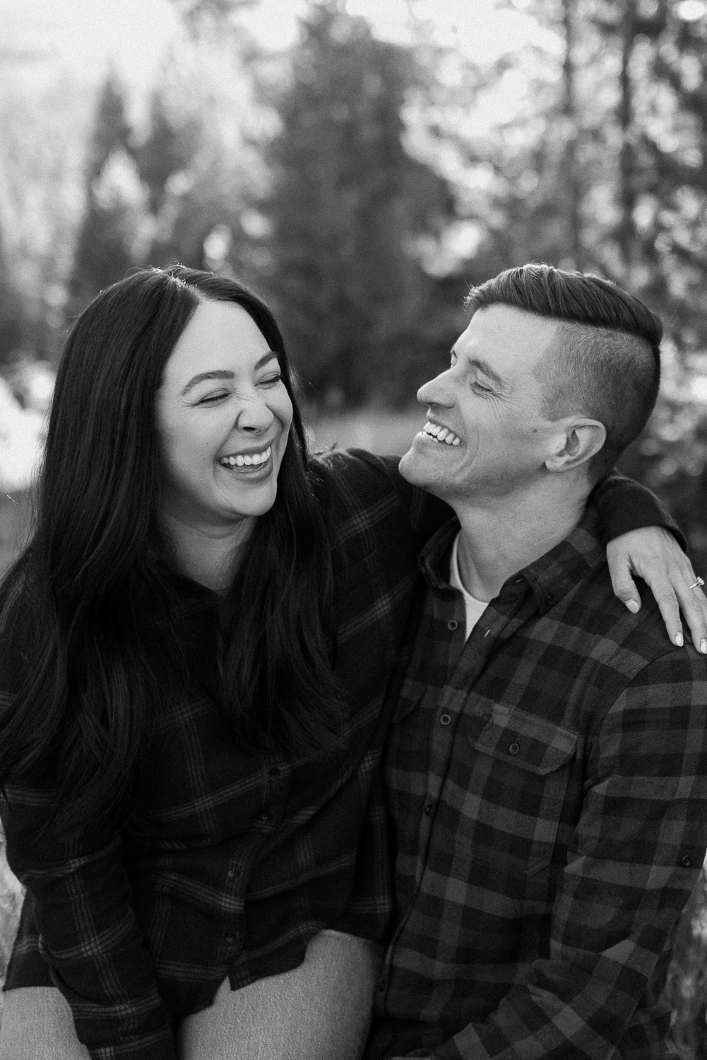 A fall engagement session at Rocky Mountain National Park by Durango and Telluride wedding photographer Ashley Joyce