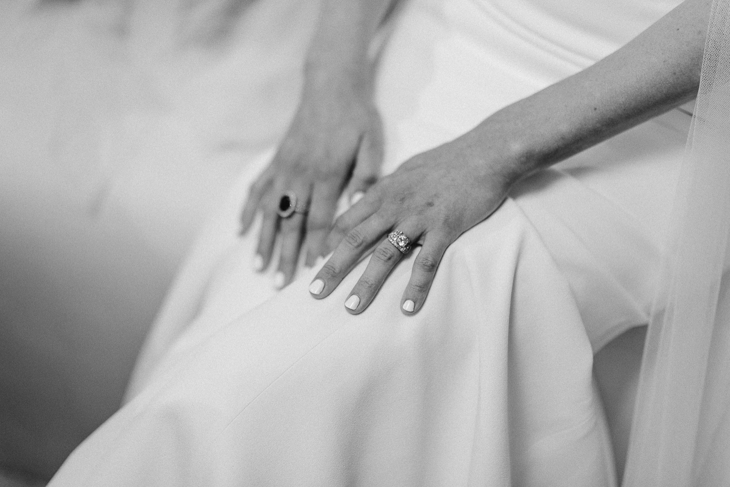 Romantic Santa Fe Wedding at the Santa Fe Opera: A Chic and Luxurious Celebration | Photographed by Durango and Telluride wedding photographer Ashley Joyce