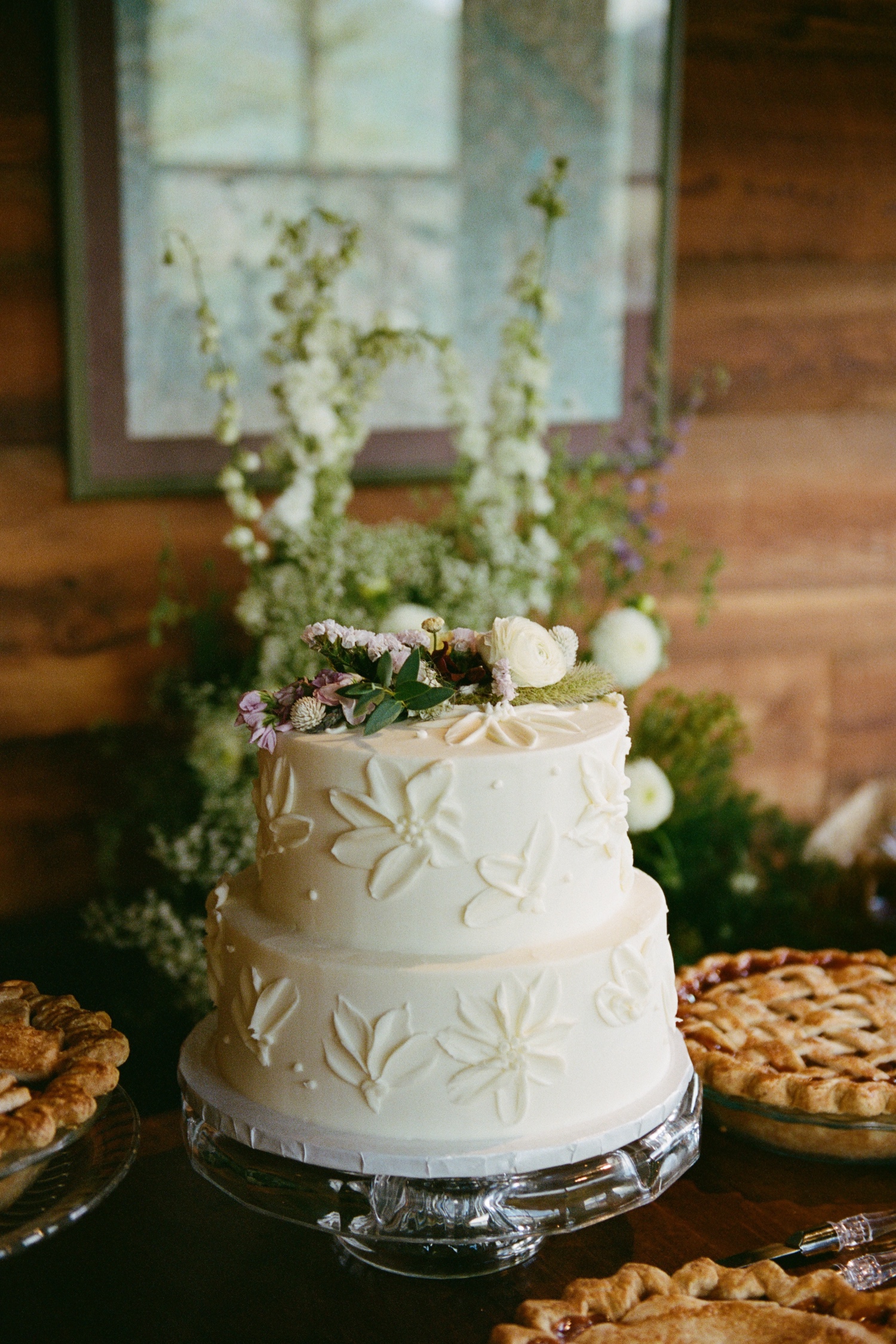 Colorado 35mm film wedding photography taken in Crested Butte by Durango and Telluride wedding photographer, Ashley Joyce. Photos from an intimate wedding in Crested Butte