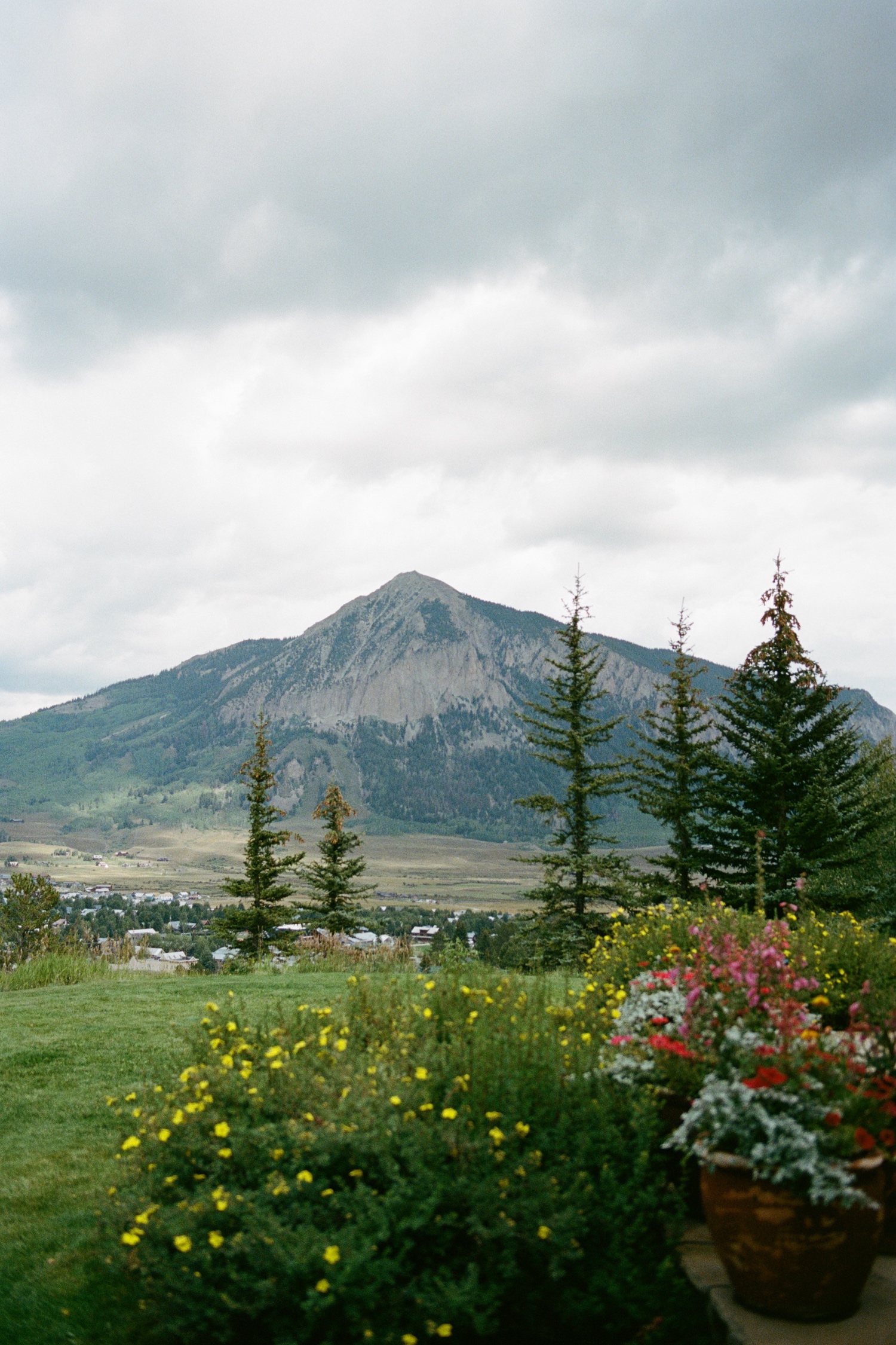 Colorado 35mm film wedding photography taken in Crested Butte by Durango and Telluride wedding photographer, Ashley Joyce. Photos from an intimate wedding in Crested Butte