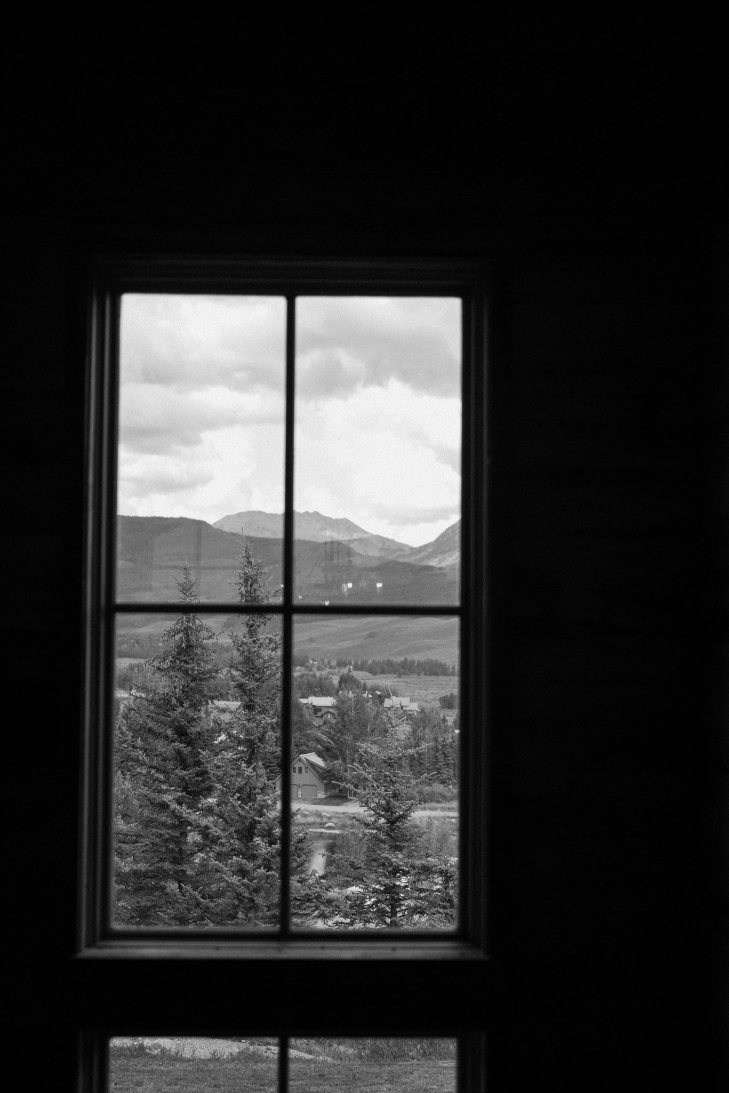 Candid wedding photography for this Crested Butte wedding, photographed by Telluride wedding photographer Ashley Joyce.