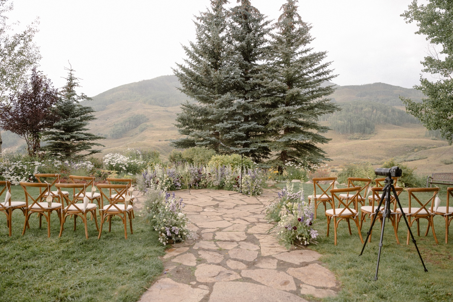 Mountain Wedding Garden wedding venue in Crested Butte, photographed by Telluride wedding photographer Ashley Joyce Photography.